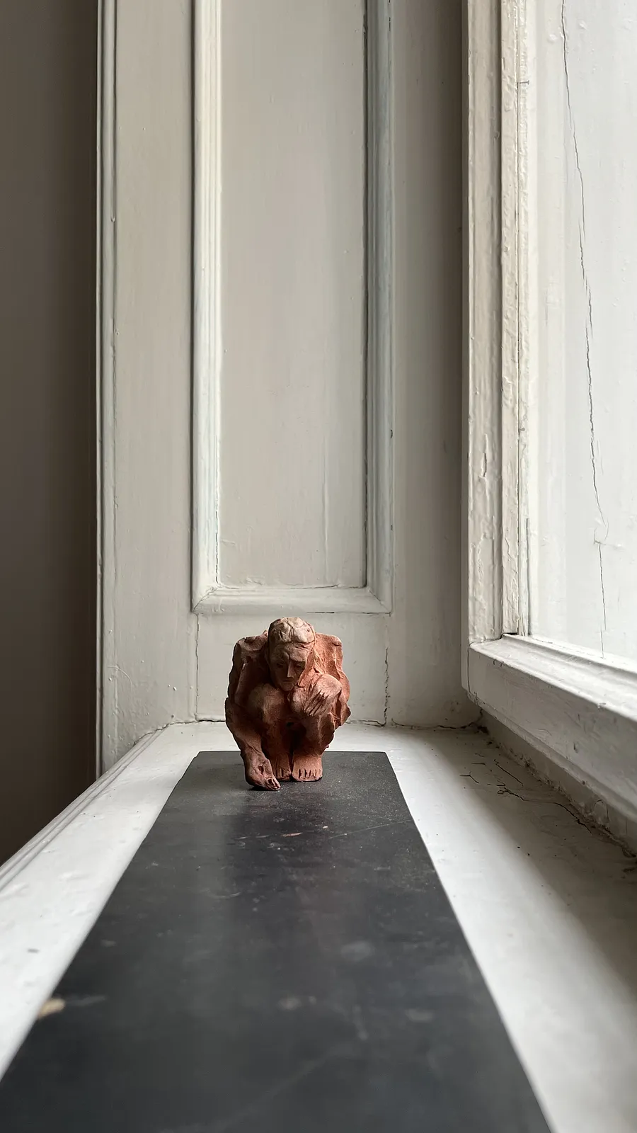 Image of Chalk by Denys Shimanskyi, size: 56х12х10, made of ceramics, chamotte, metal, Sculpture medium, part of the сухоцвіти series, priced at $300 Photo 9 of 10.