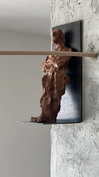 Зображення "спостерігач" від Денис Шиманський, розмір: 27х13х12, матеріали: кераміка, шамот, метал, медіум: Скульптура, місто: львів, серія: сухоцвіти, ціна: $300 Фото 7 з 11.