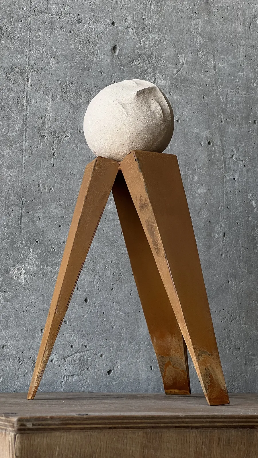 Image of balance by Denys Shimanskyi, size: 30х23х21, made of ceramics, chamotte, metal, Sculpture medium, priced at $400 Photo 6 of 9.