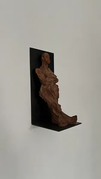 Image of спостерігач by Denys Shimanskyi, size: 27х13х12, Sculpture medium, part of the сухоцвіти series, priced at $300 Photo 11 of 11.